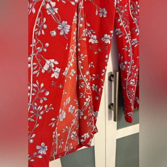 BCBGMAXAZRIA Wide-Leg Floral Pants – Red | New - Picture 4 of 8